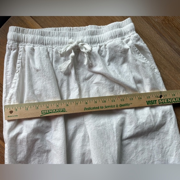 Relax in these wide leg pants super comfy! white Cotten/Linen drawstring pants - Picture 5 of 5